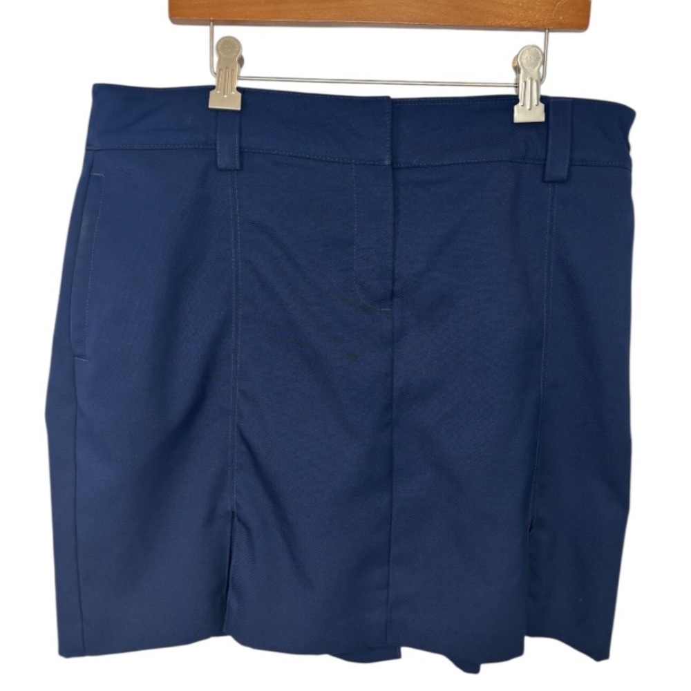 Izod 100% Polyester Women’s Dark Blue Golf Shorts
